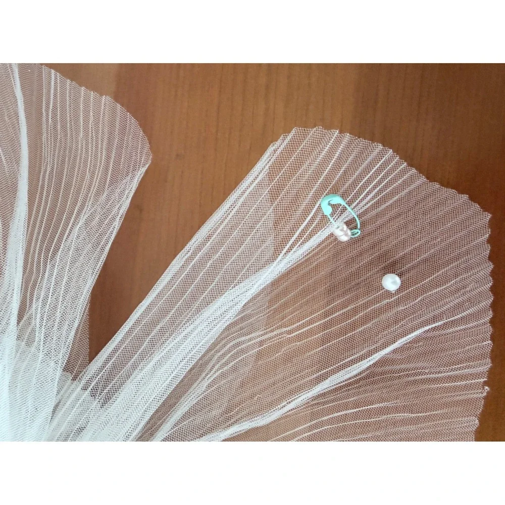 White Tulle Bow‎ Hair Clip Bridal Veil Pearl Safety Pin Embellished
